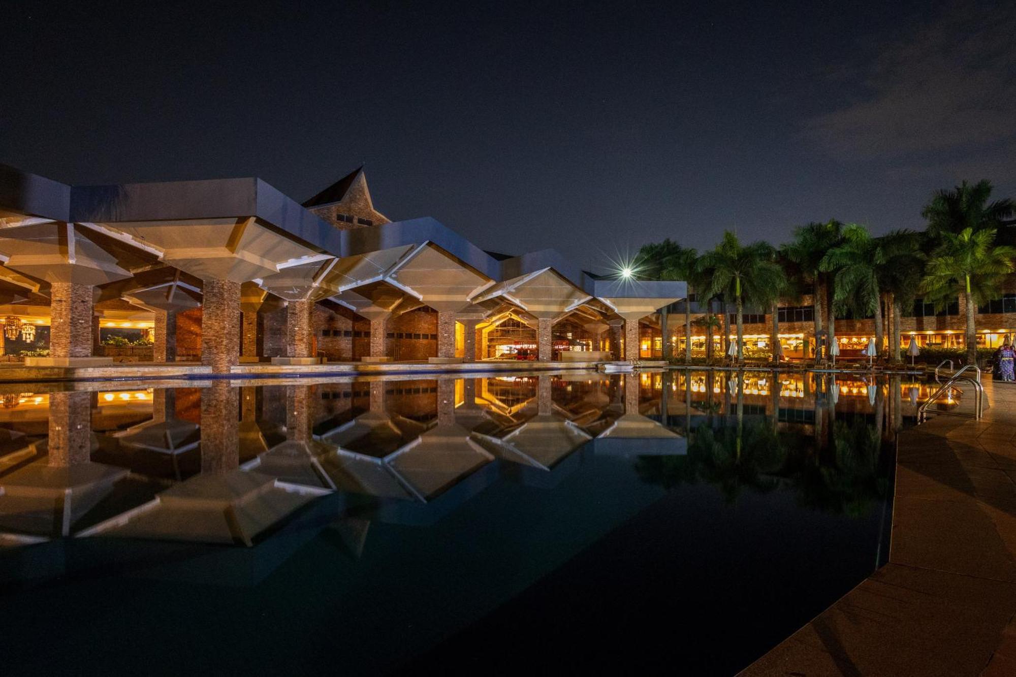Speke Resort And Conference Center Kampala Extérieur photo