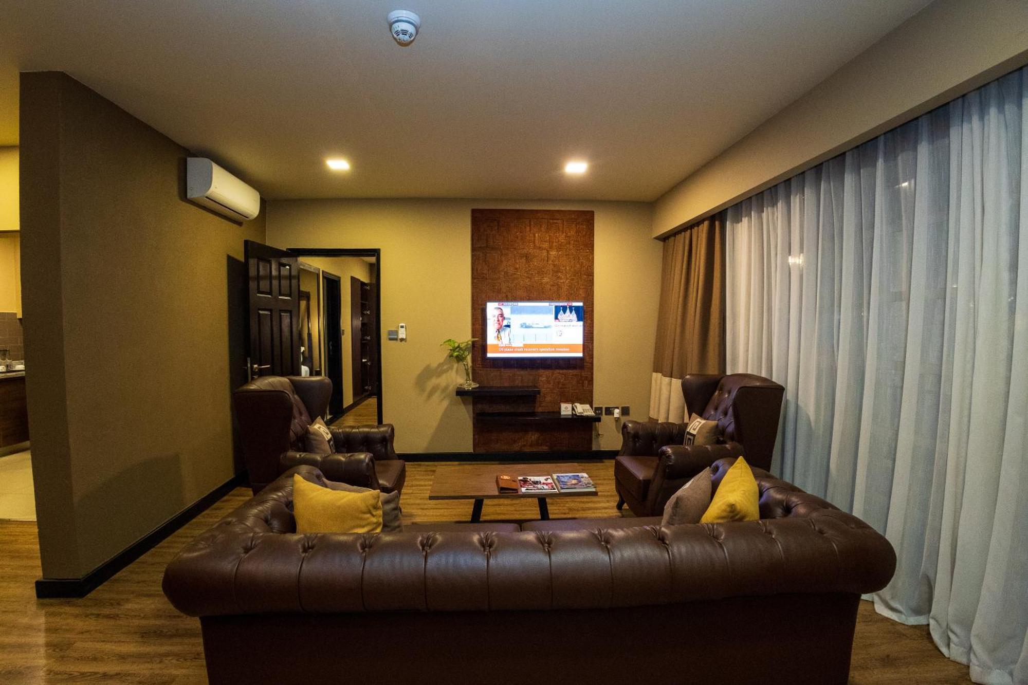 Speke Resort And Conference Center Kampala Extérieur photo