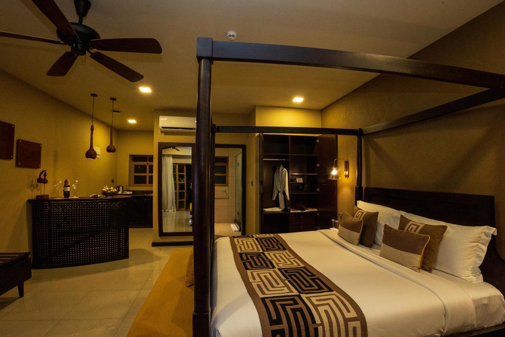 Speke Resort And Conference Center Kampala Extérieur photo