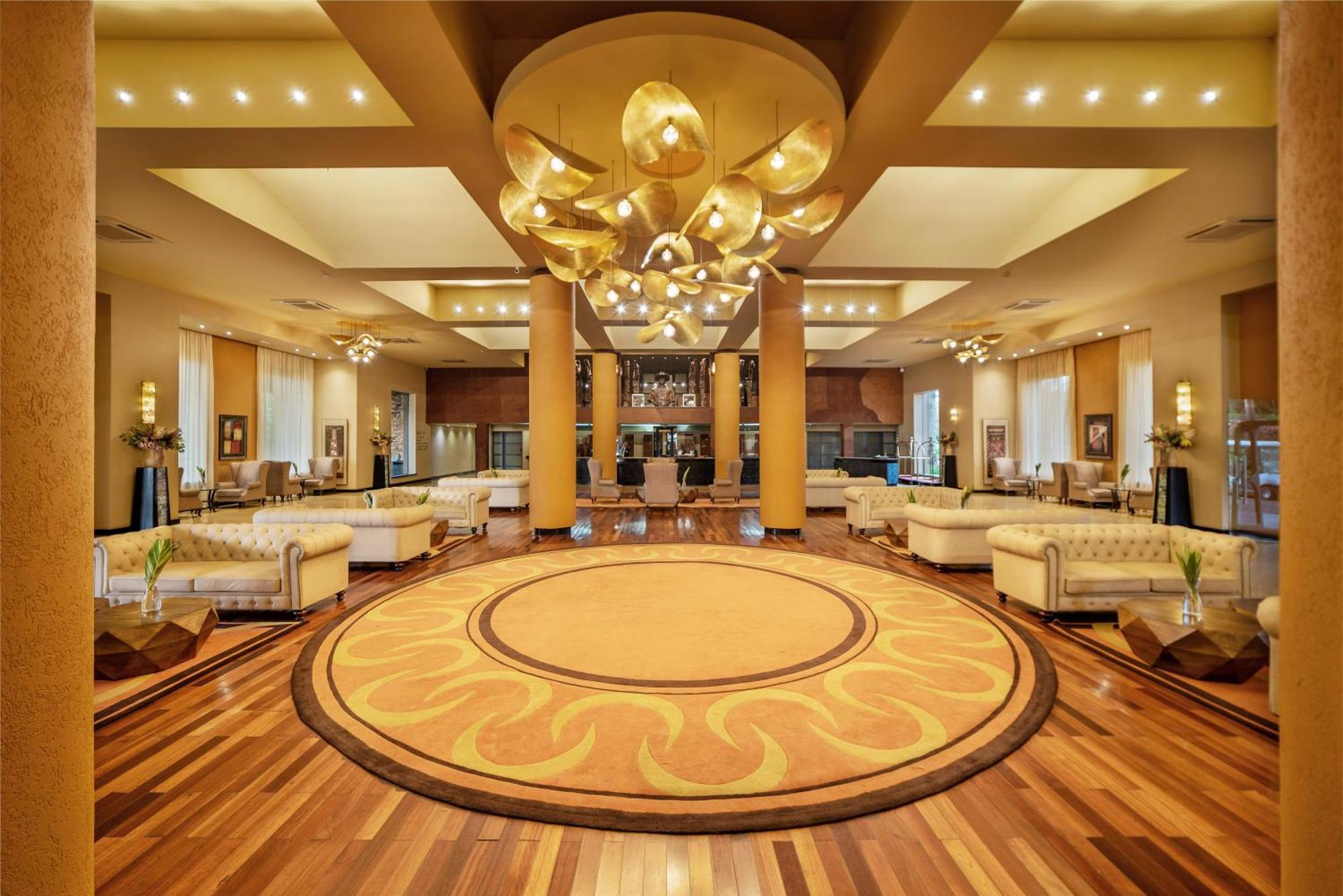 Speke Resort And Conference Center Kampala Extérieur photo