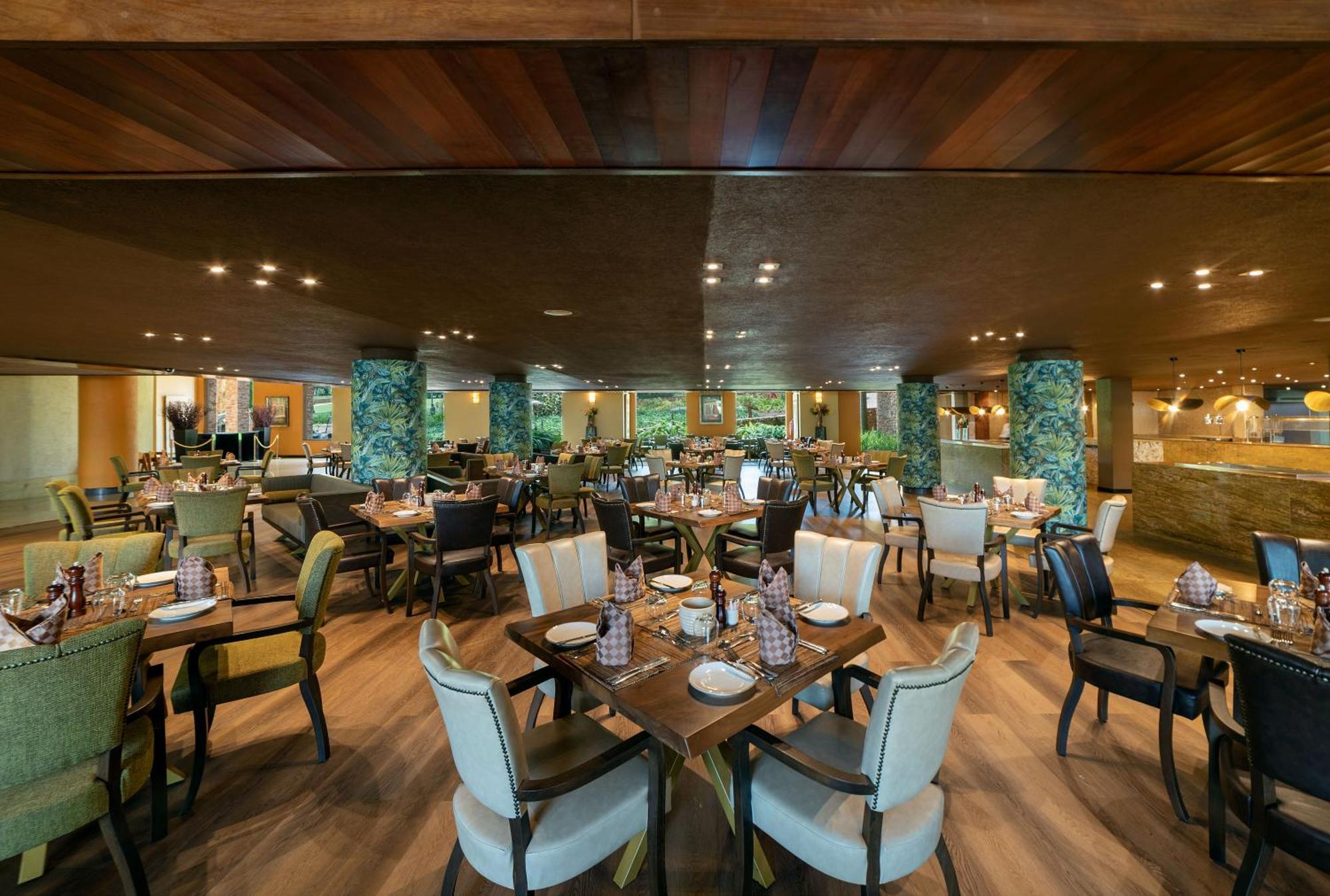 Speke Resort And Conference Center Kampala Extérieur photo