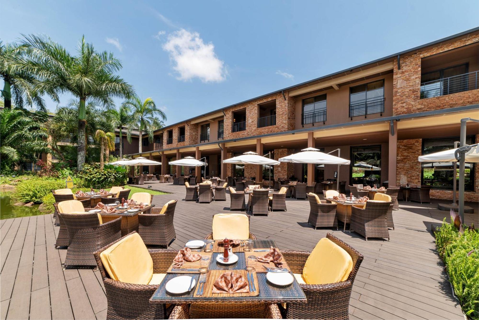 Speke Resort And Conference Center Kampala Extérieur photo